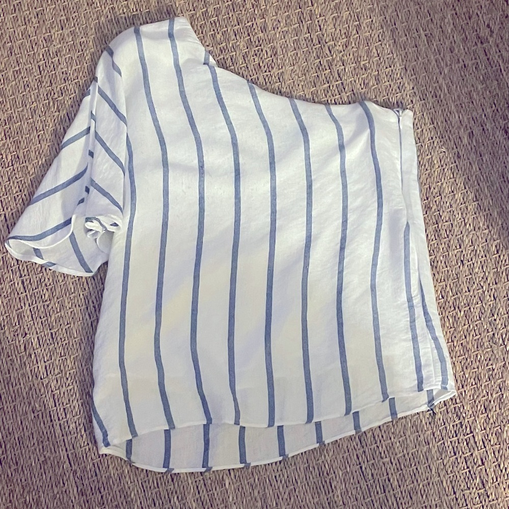 Striped one shoulder blouse